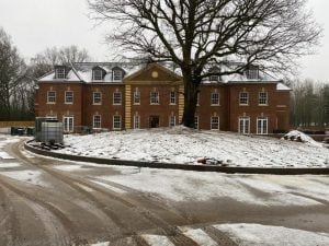 Snow Lawn Manor