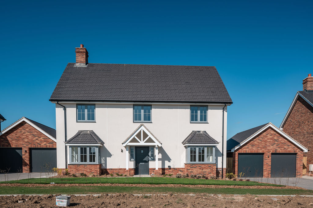 Felsted plot 13 external 1