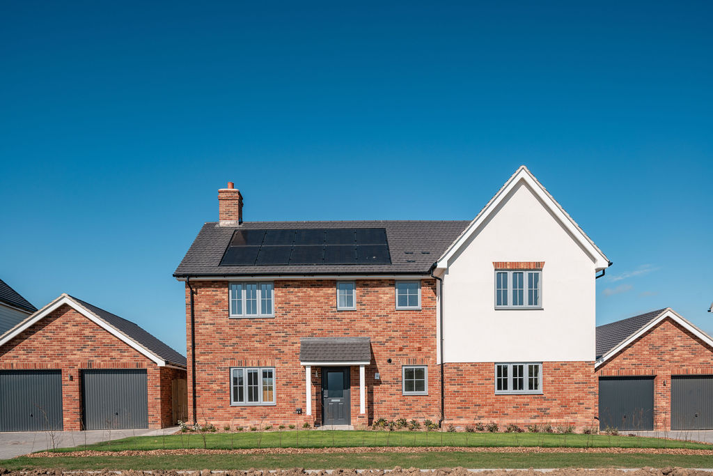 Felsted plot 14 external 1