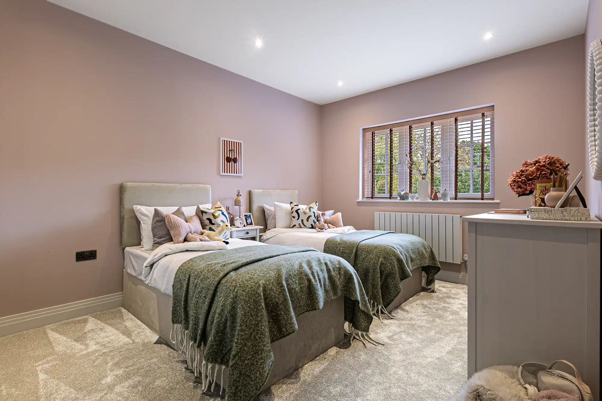 BELL BAR Bedroom 3