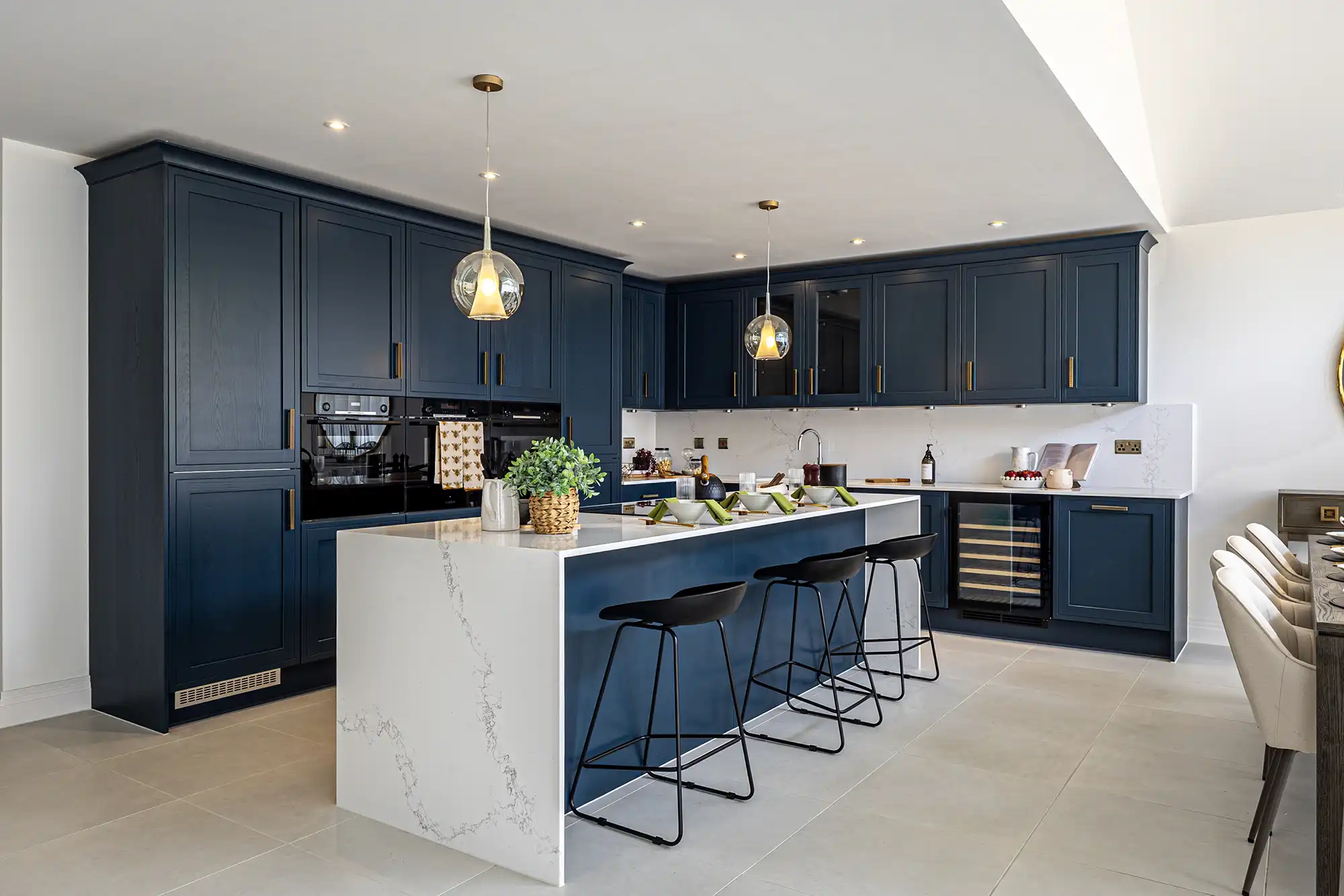 BELL BAR Kitchen