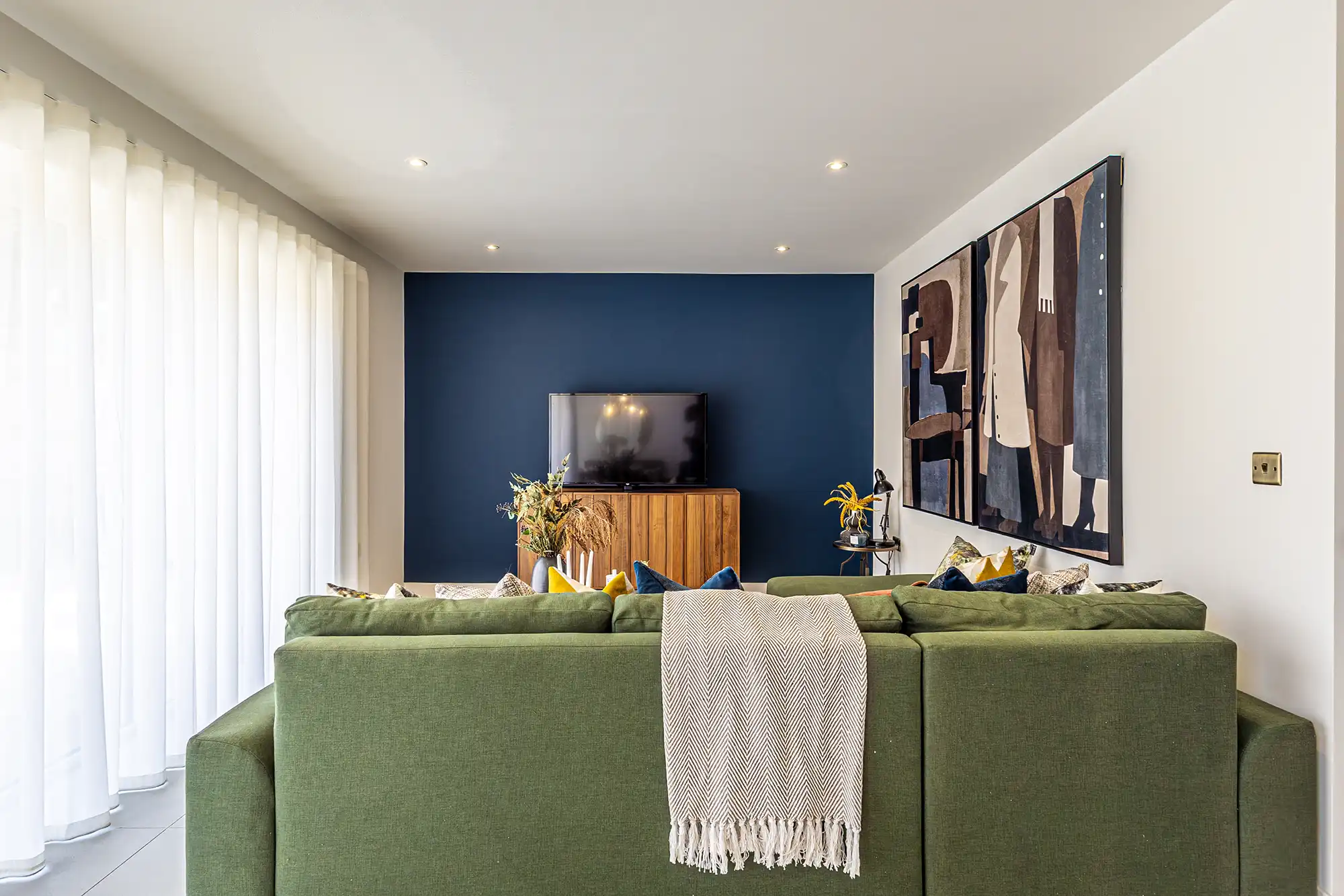 BELL BAR Living Space
